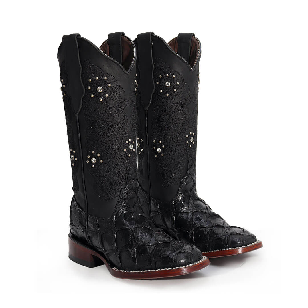 Bota Bulldog de Pescado Grabado Negro BT505