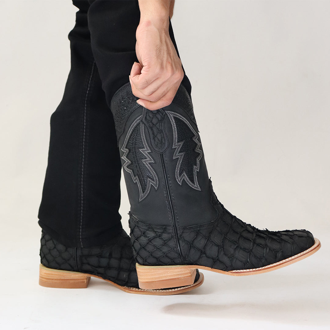 Bota Bulldog de Pirarucú Negro BT204